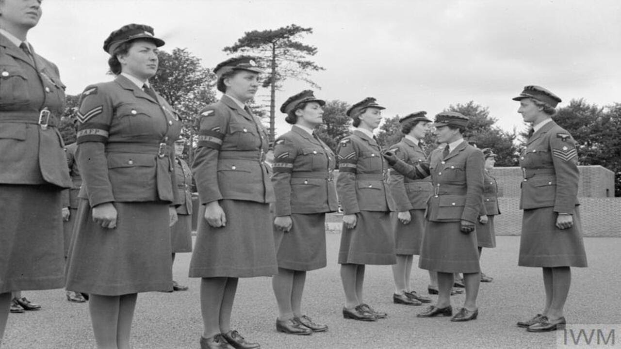 Unsung Heroes: The Women Who Won World War II