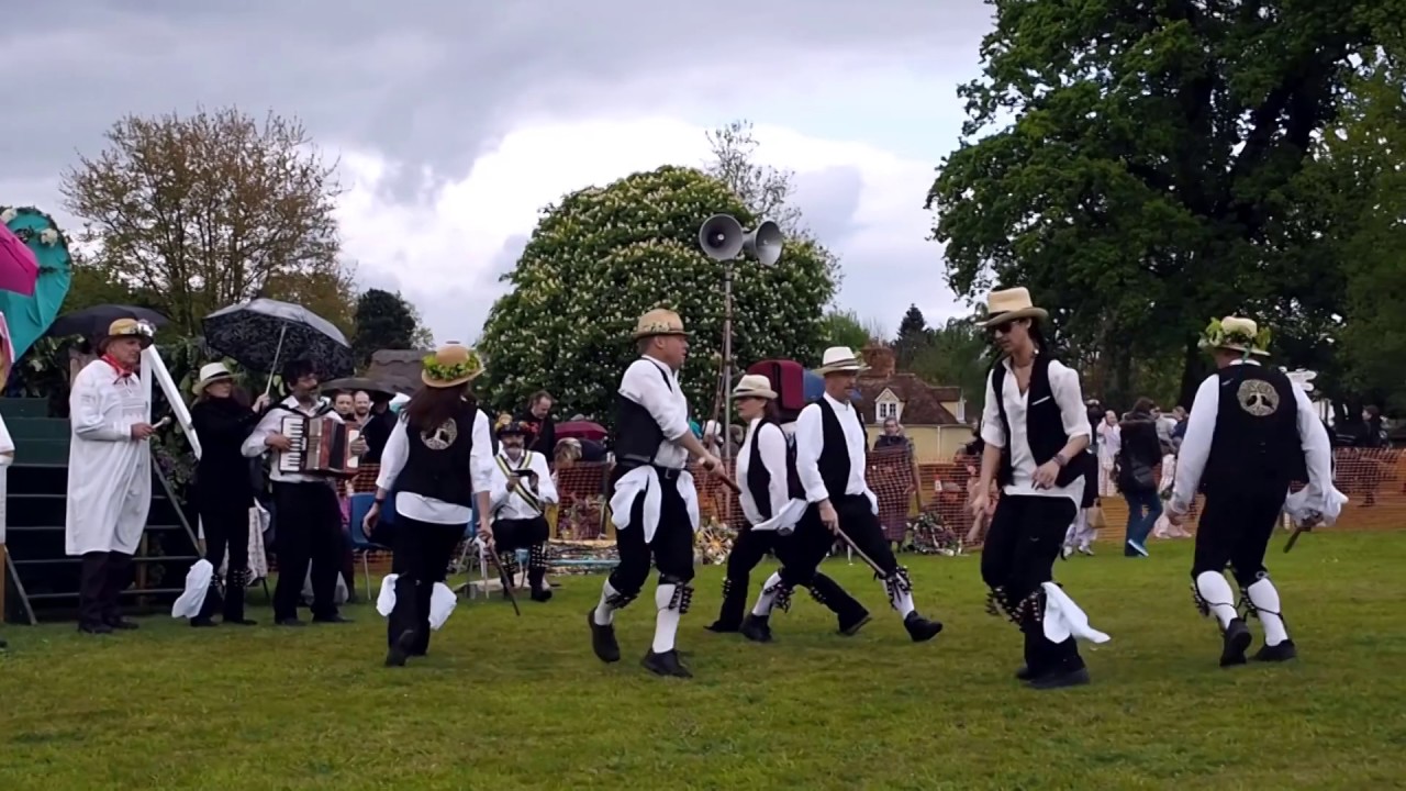 Ickwell Green Morris - Debut Performance - The Jubilee ( llmington)
