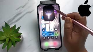 How to Use Flashlight on iPhone (iOS 18) screenshot 2