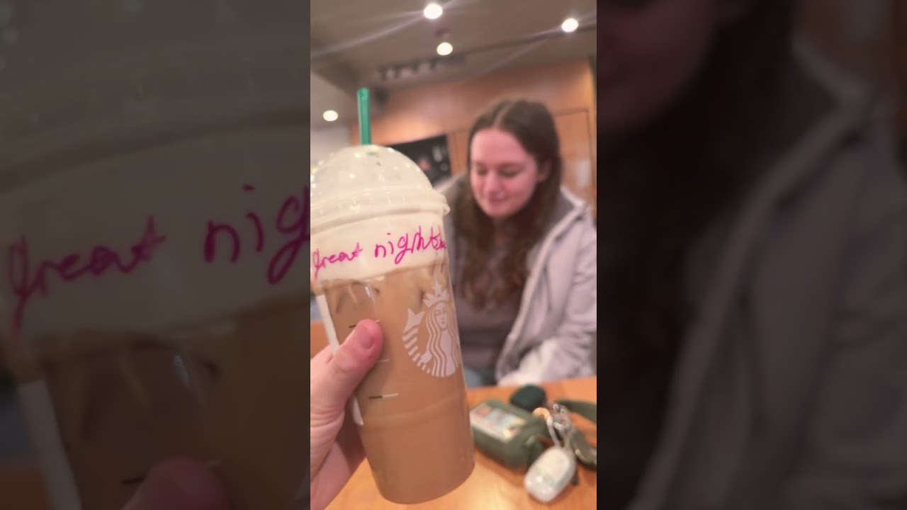 Вечер в Starbucks с моими подругами.
