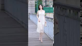 Chinese Street Style - Cute Teen Chinese Girls Compilation