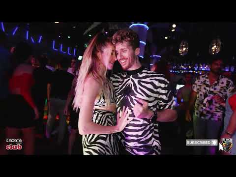 Manuel Turizo - La Bachata [Ofir y Ofri] @Sensual Bachata Dance