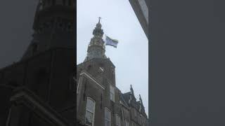 Een Beiaardconcert Om 9 Uur In De Vroegte.