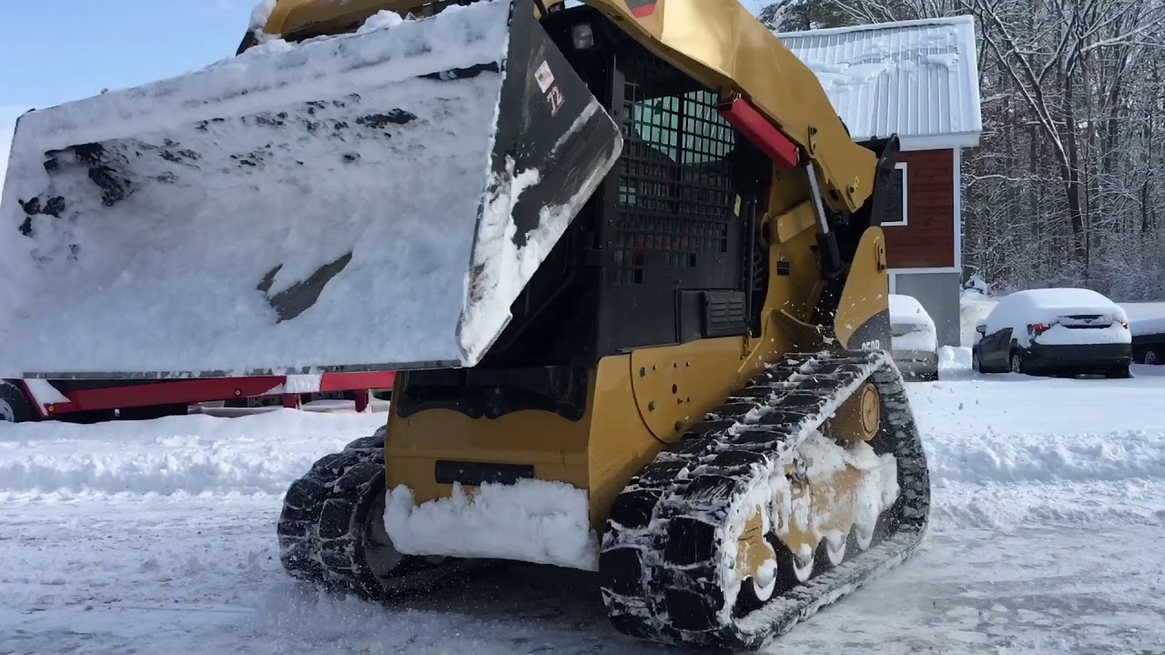 Skid vs Tractor Snow Removal with Cat 259B3 and John Deere 3039R YouTube