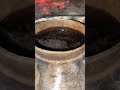 ياعلي صب من احمر الشاي كاسه