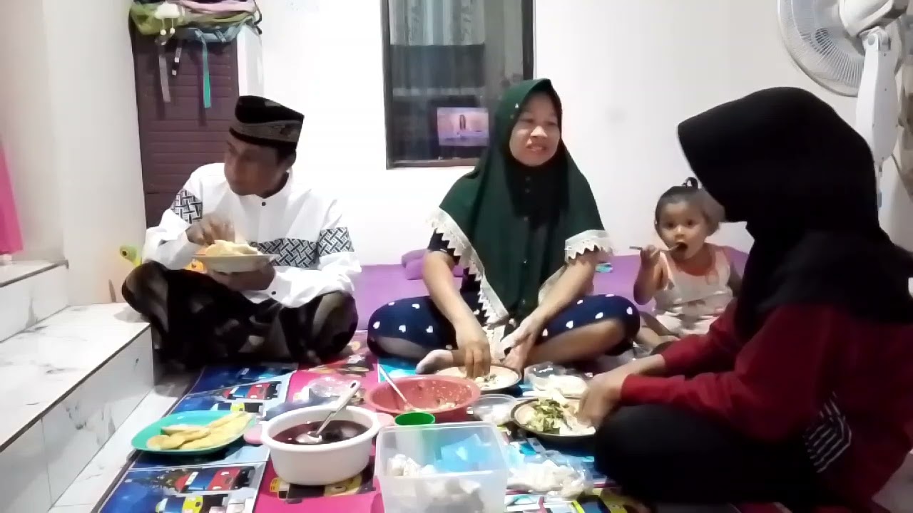 Buka puasa hari ke 2 ,takjilnya cireng dan es buah😋
