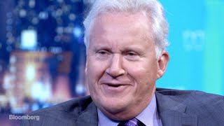 Jeffrey Immelt Says 'Nervous Laughter Is a Bad Strategy'