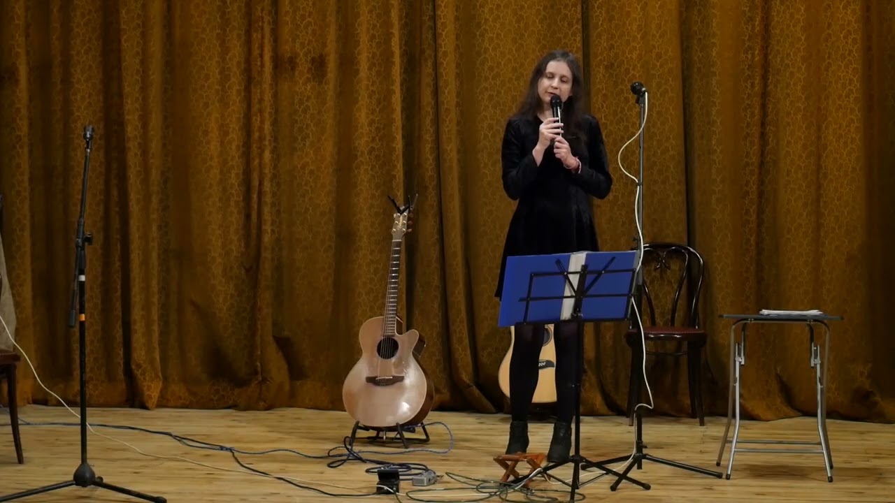 Дора Дикова - Пада сняг