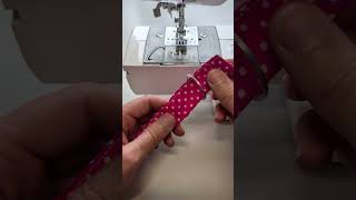 ✂️ Aus Stoffresten einen Schlüsselanhänger nähen 🤍 | Einfache Nähidee #shorts #diy #nähen #sewing