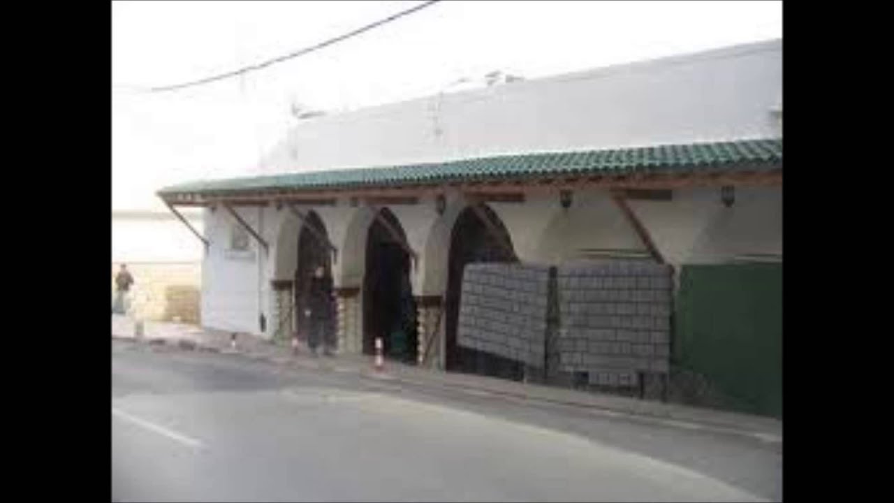 ‫صلاة العشاء من مسجد البراني باب جديد القصبة‬‎ - YouTube