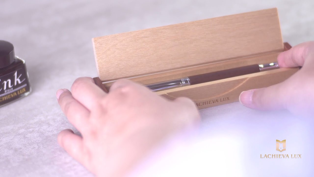 Elegant Walnut Rollerball Pen Set - Premium Wooden Pen With German - View #9