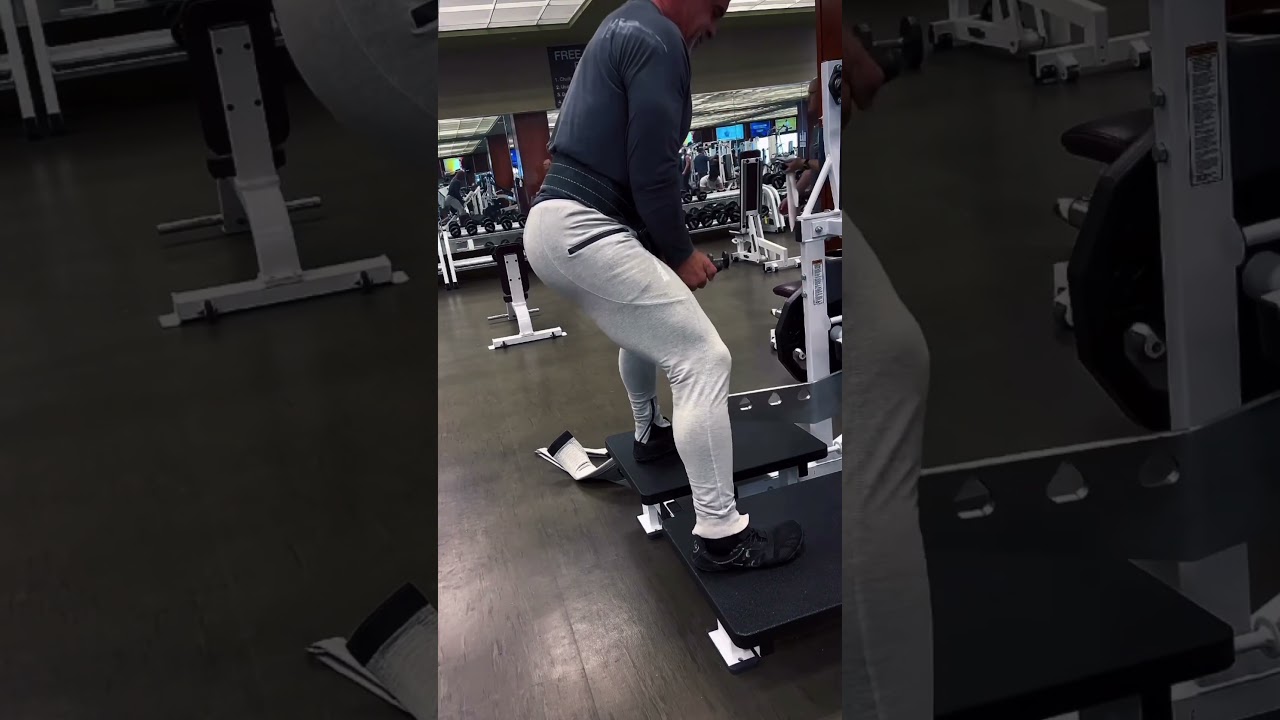 If you’re trying to target your inner thighs, try these sumo squats on the belt squat machine