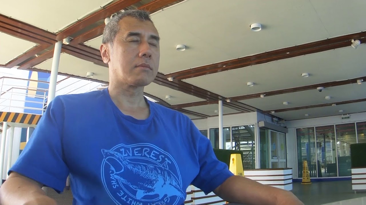 camera iphone 8 plus apk 20180813 082240 Meditation Under Strong Wind