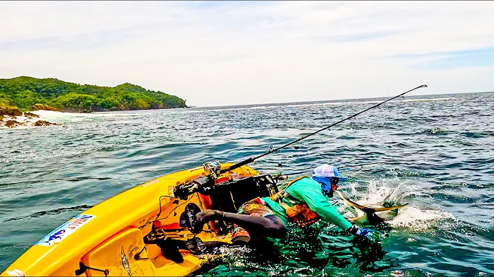EXTREME Offshore Kayak Fishing - Clients Battle GIANT Fish in Panama!