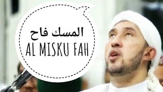 AL MISKU FAH AZ ZAHIR dengan di iringi terbang segi 8