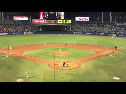 2017年4月28日東京ヤクルトスワローズ対読売ジャイアンツ打者中井大介投手近藤ピッチャーライナー