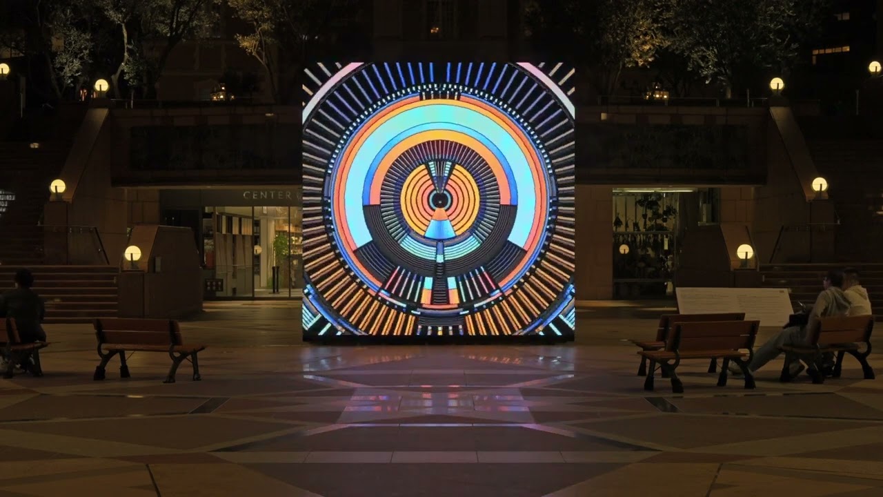 ジェネラティブアートが彩る渋谷の景観―都市を表現者に解放した「CIVIC