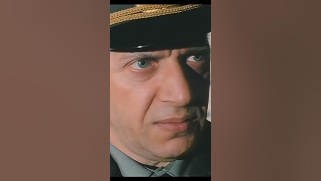 Бахнем обязательно бахнем. Обязательно бахнем мем. Бахнем обязательно бахнем. Бахнут бахнут вас сегодня песня. Бахнут бахнут вас сегодня песня.