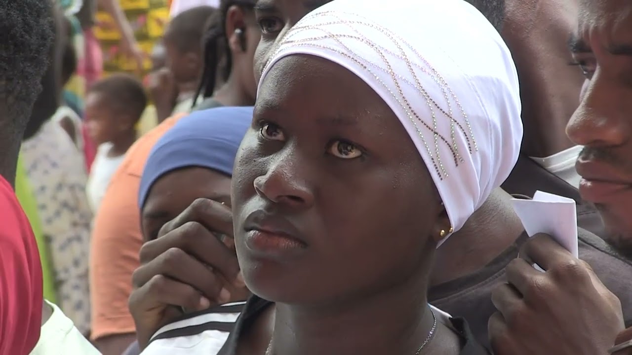 Des candidats au BEPC 2024 à Man, jubilent après la proclamation des résultats