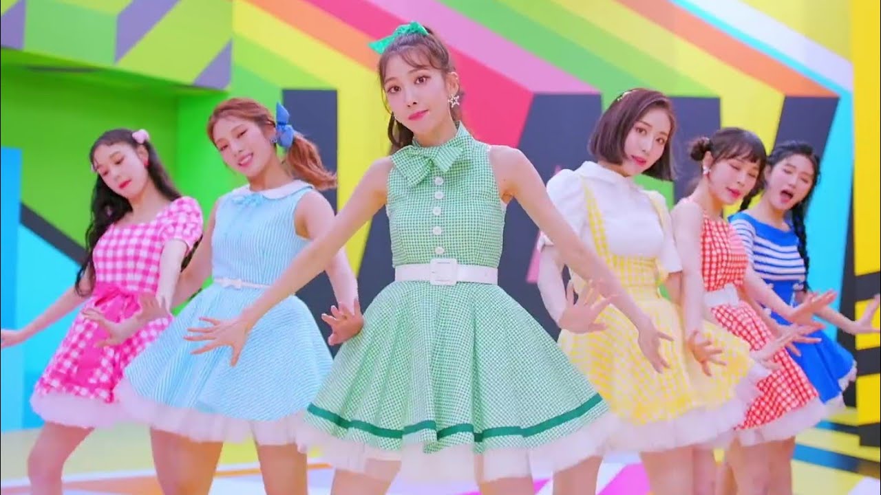 FANATICS - V.A.V.I GIRL (Official Video)