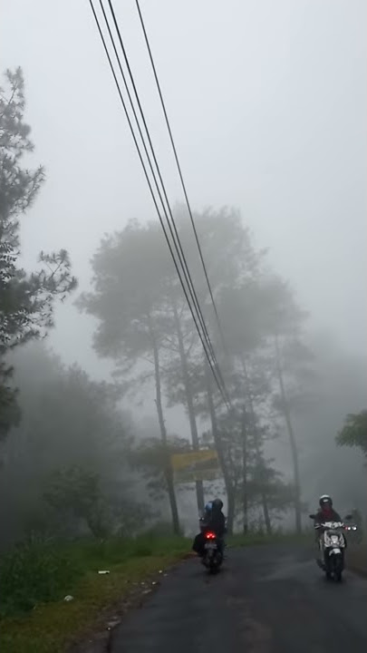 EXPLORE MALANG - Jalan tembus Pujon Songgoriti Batu Malang via klemuk menghindari macet di Payung