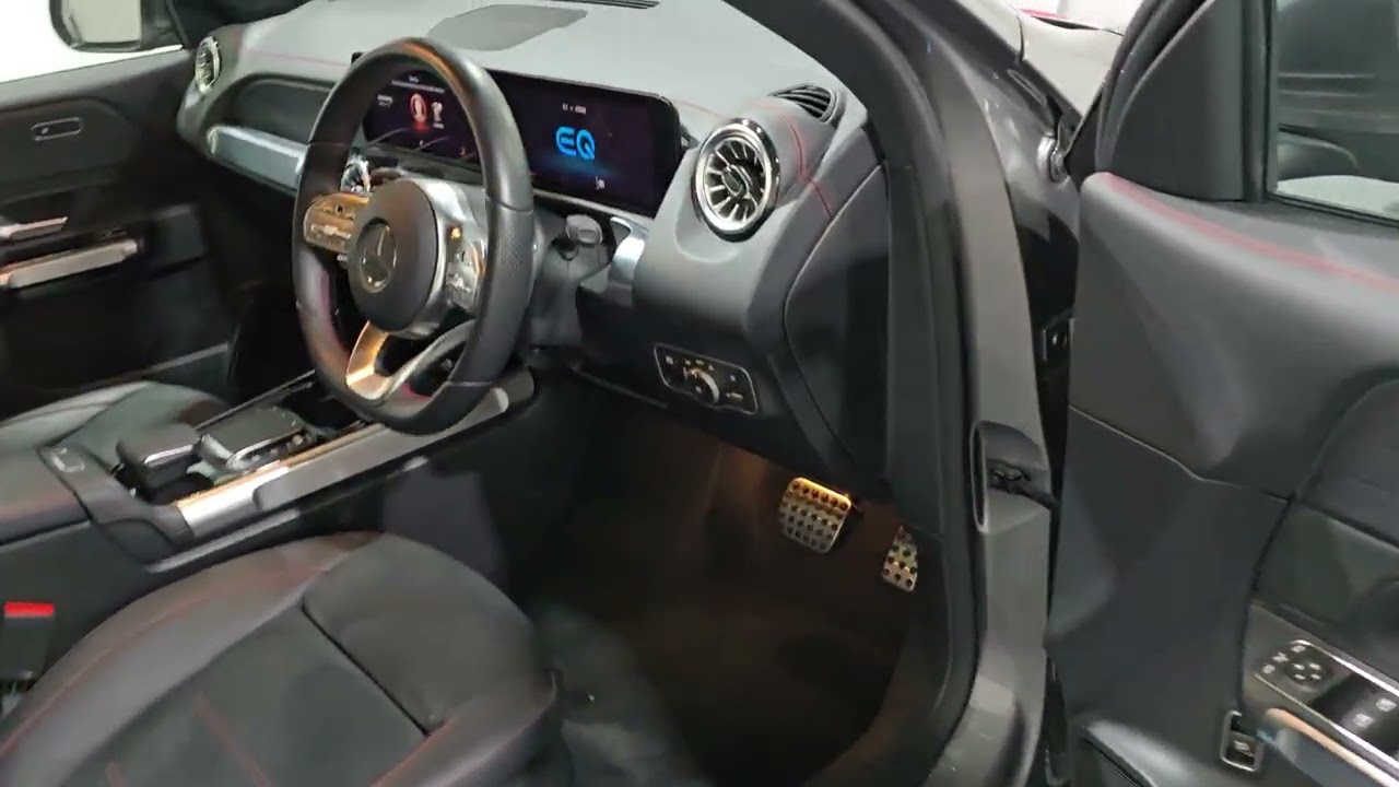 2023 232 Mercedes-Benz EQB300 AMG Line Premium (Pan Roof) 4Matic (66KWH Battery)