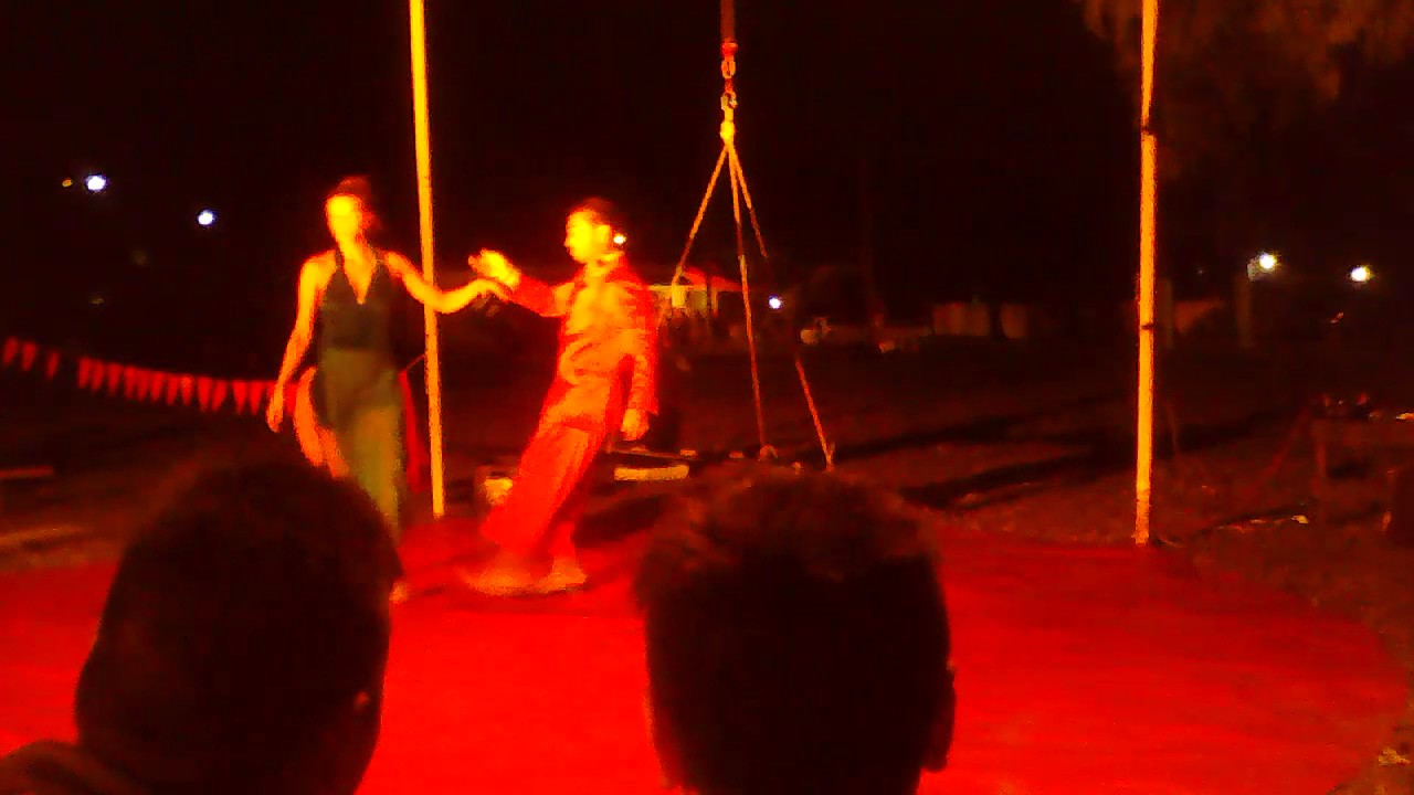 2 Tango  gracioso 😅😅😅😂😂😂😂