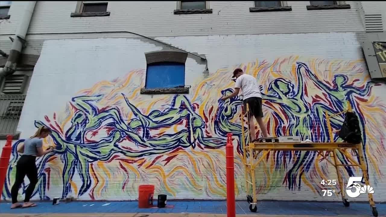 Colorado couple creates mural via live dance performance