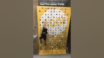 Vlad The Inhaler V4/6b || Moonboard Benchmarks #bouldering #climbing #indoorclimbing #climb