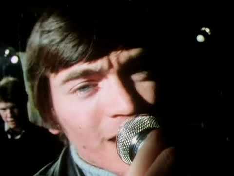 The Undertones -  Teenage Kicks - Official Video - lyrics in description
