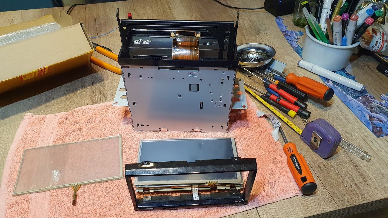 Nissan Leaf navigation radio touch screen repair , érintő képernyő javítása , www.viso.hu YouTube