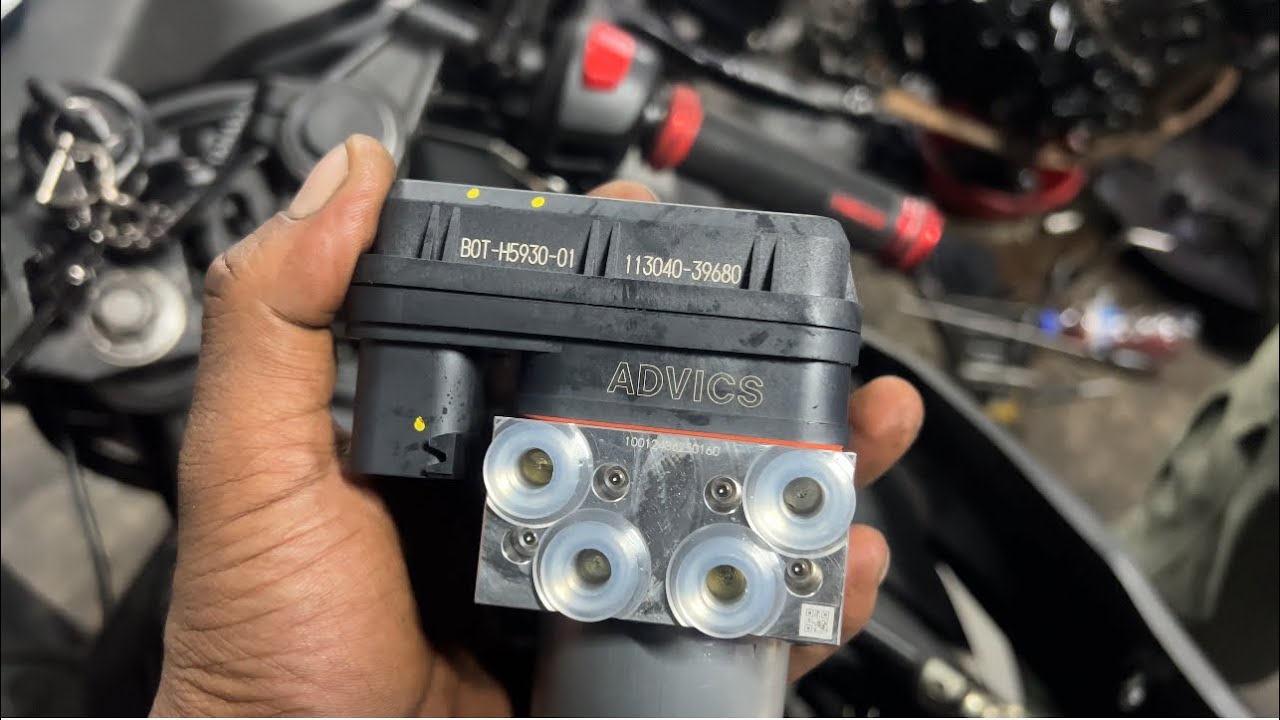 Abs Replacement Yamaha R15 bs6 - YouTube