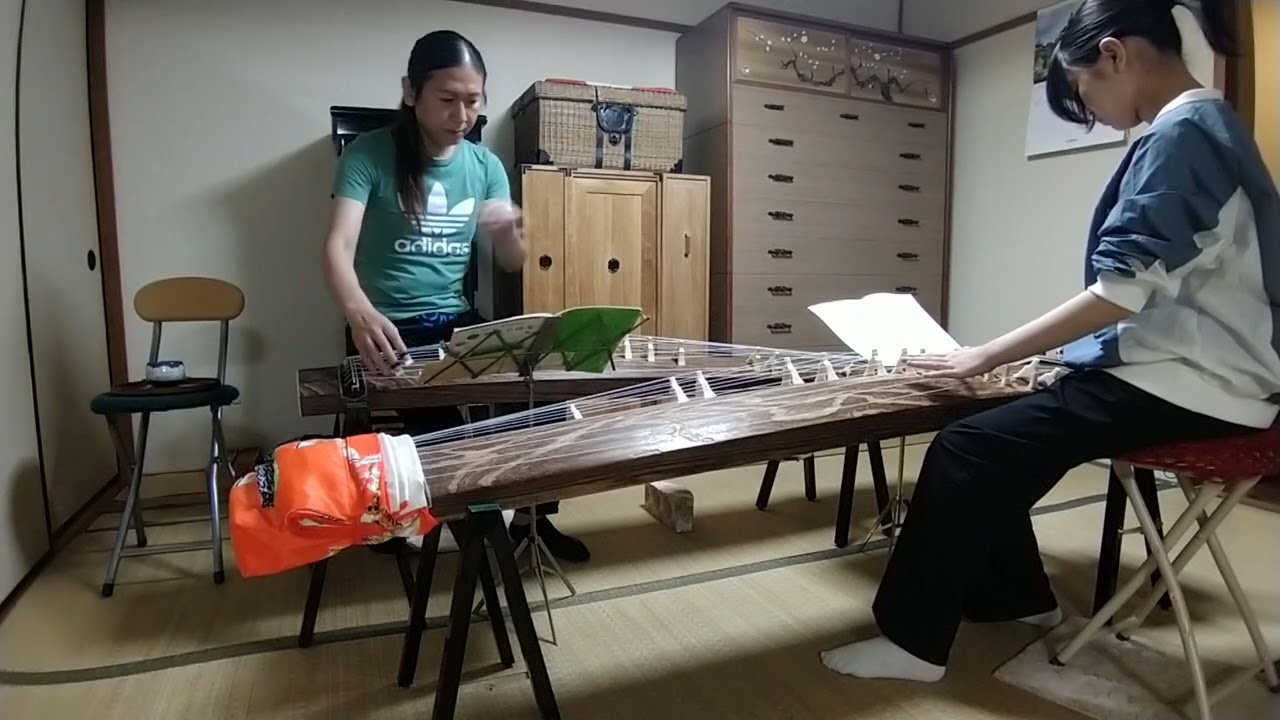 高1女子のお箏合奏レッスン、箏曲小曲集より『五段返し・さらし