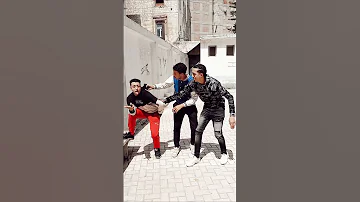 الشباب بتاعت الصيدليات يا عبد القادر 
