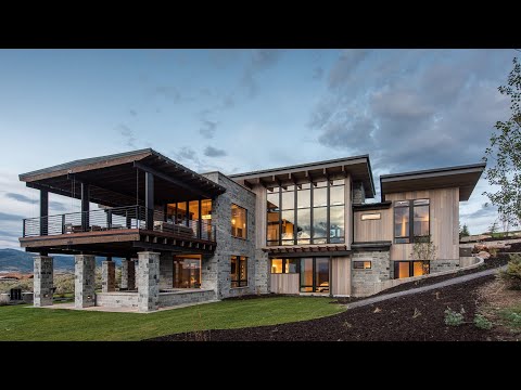 Video: Amazing Mountain Residence dengan Pemandangan Spektakuler: Rumah La Campana