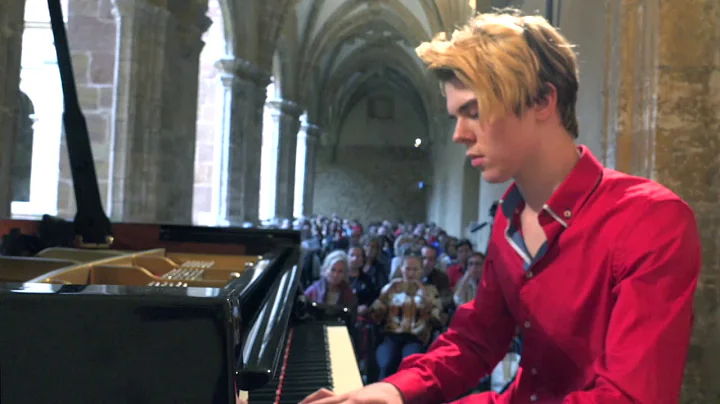Michael Andreas Full concert played before the loc...