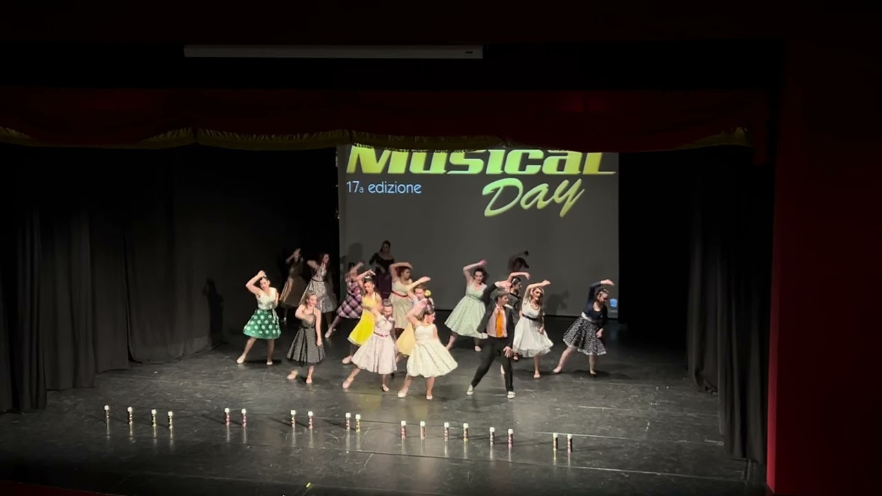 MEDLEY HAIRSPRAY - AREAZIONE