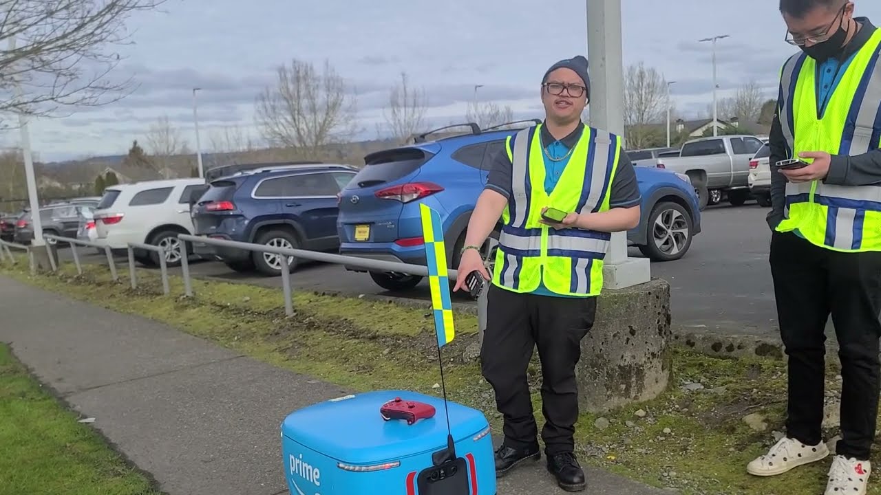 I found a robotic delivery Drone Amazon Scout in the wild Uncensored