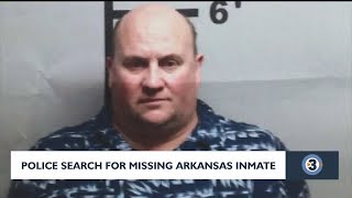 Police search for missing Arkansas inmate
