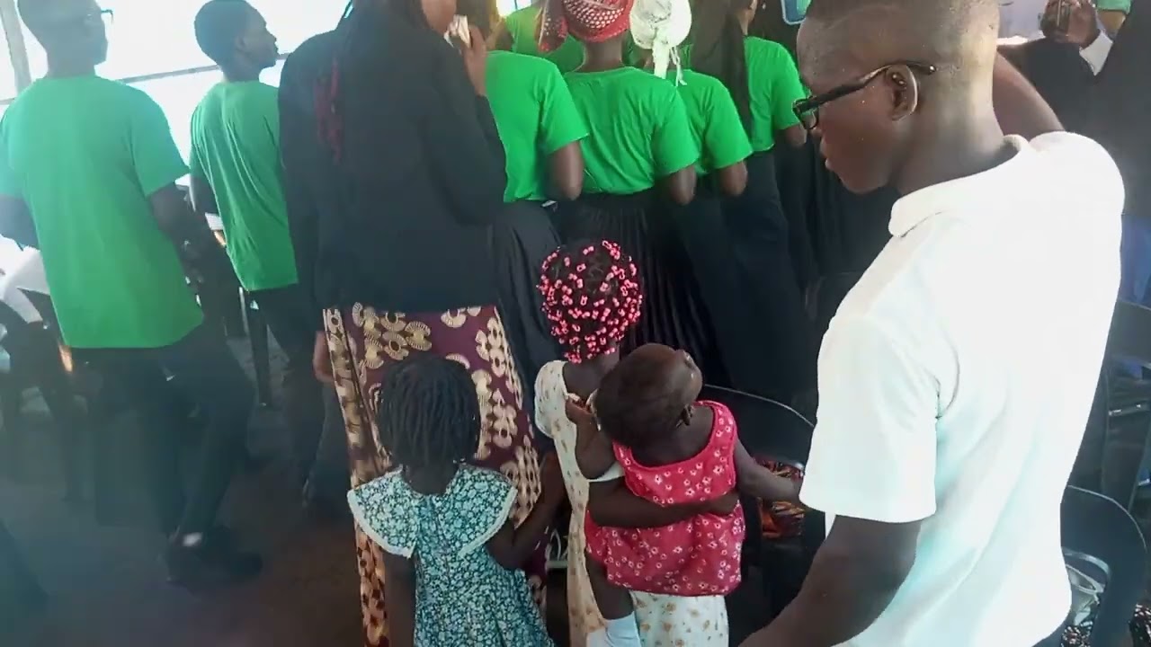 jovens da katembe igreja união Baptista de Moçambique
