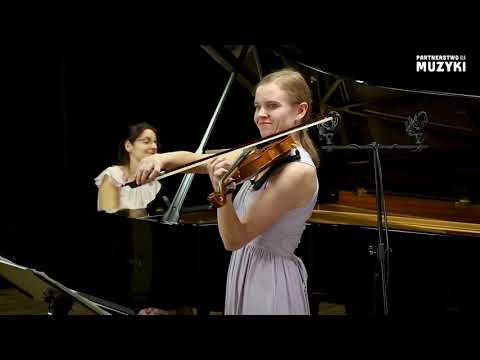 W. A. Mozart - Sonata in G Major KV 301 (O. Masternak & J. Danczowska)