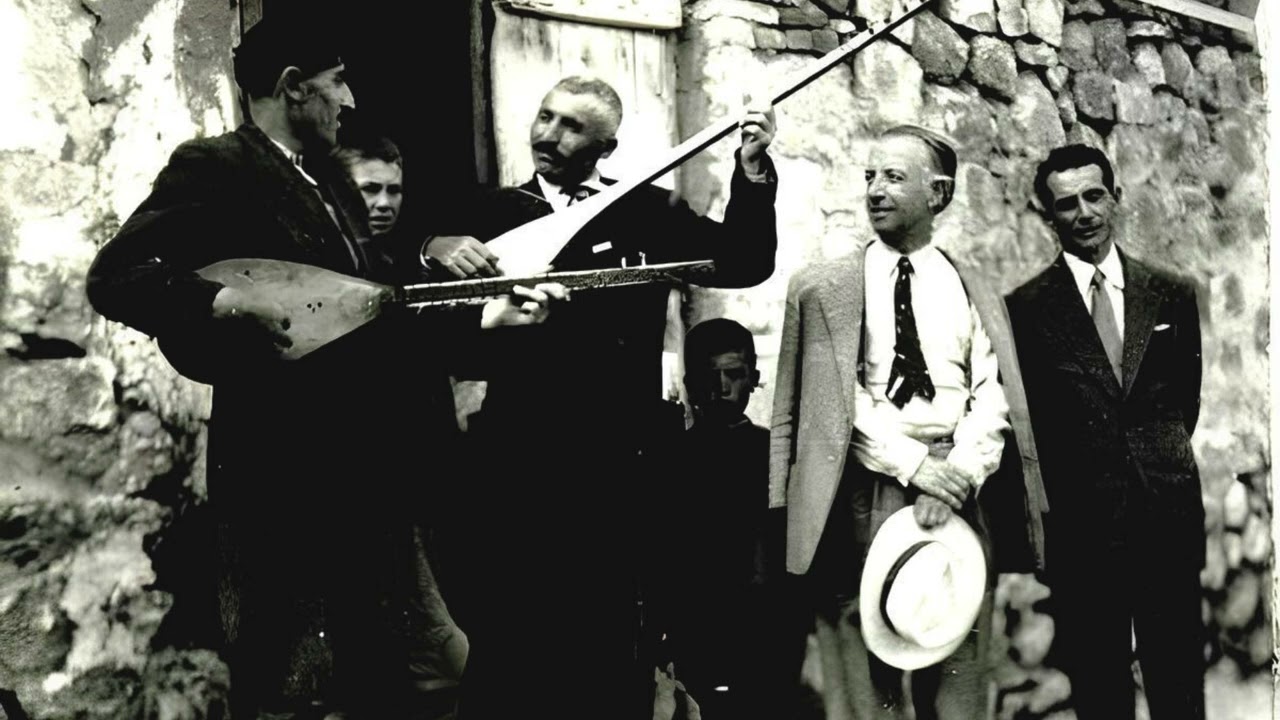 Adile Kurt Karatepe - Beğim gözün aydın olsun