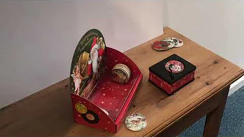 Musical Vintage Gramophone Advent Calendar