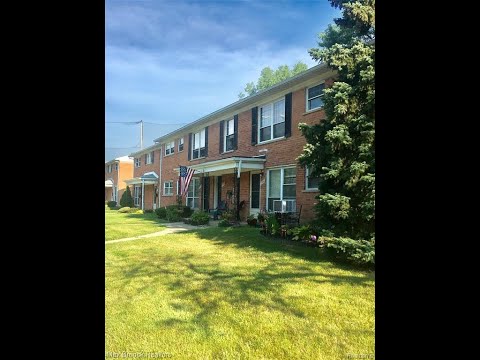 2906 W 13 Mile Rd, Royal Oak, MI home video tour