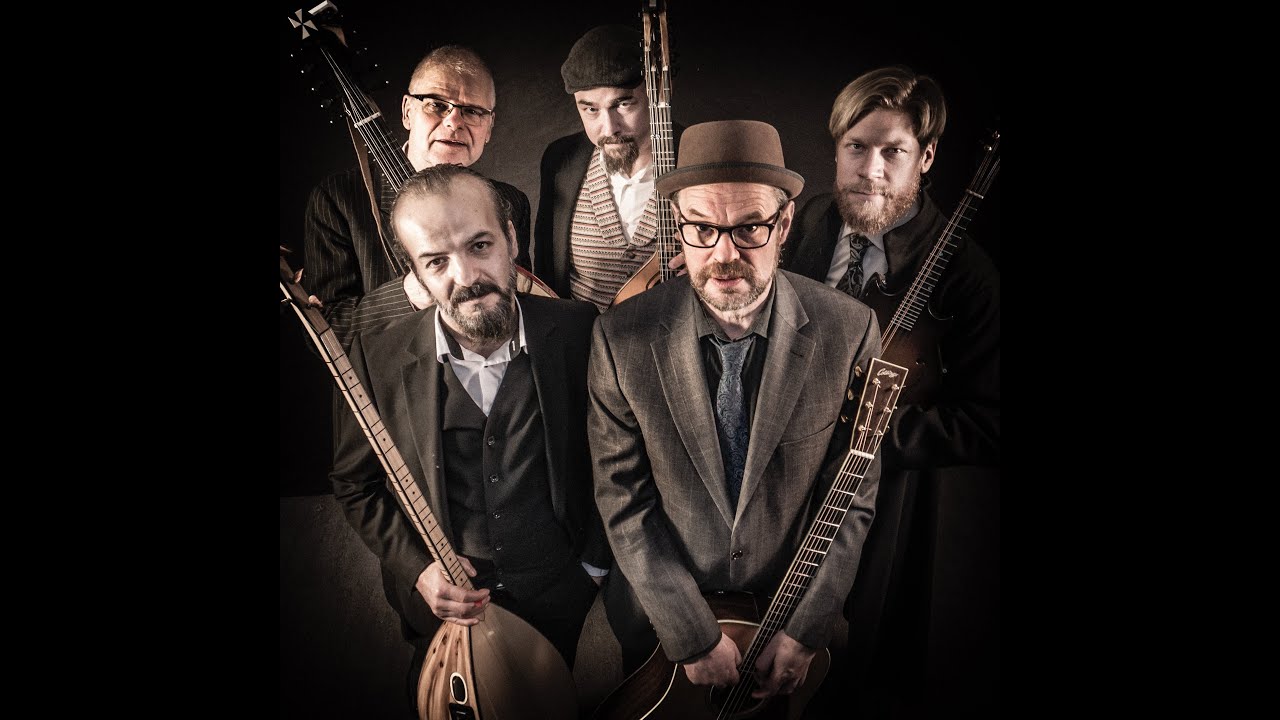 JULARBO STRING BAND Helleloi