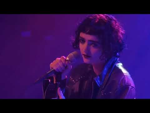 Sir Chloe - Passenger (Live in St Louis 10-28-2025)