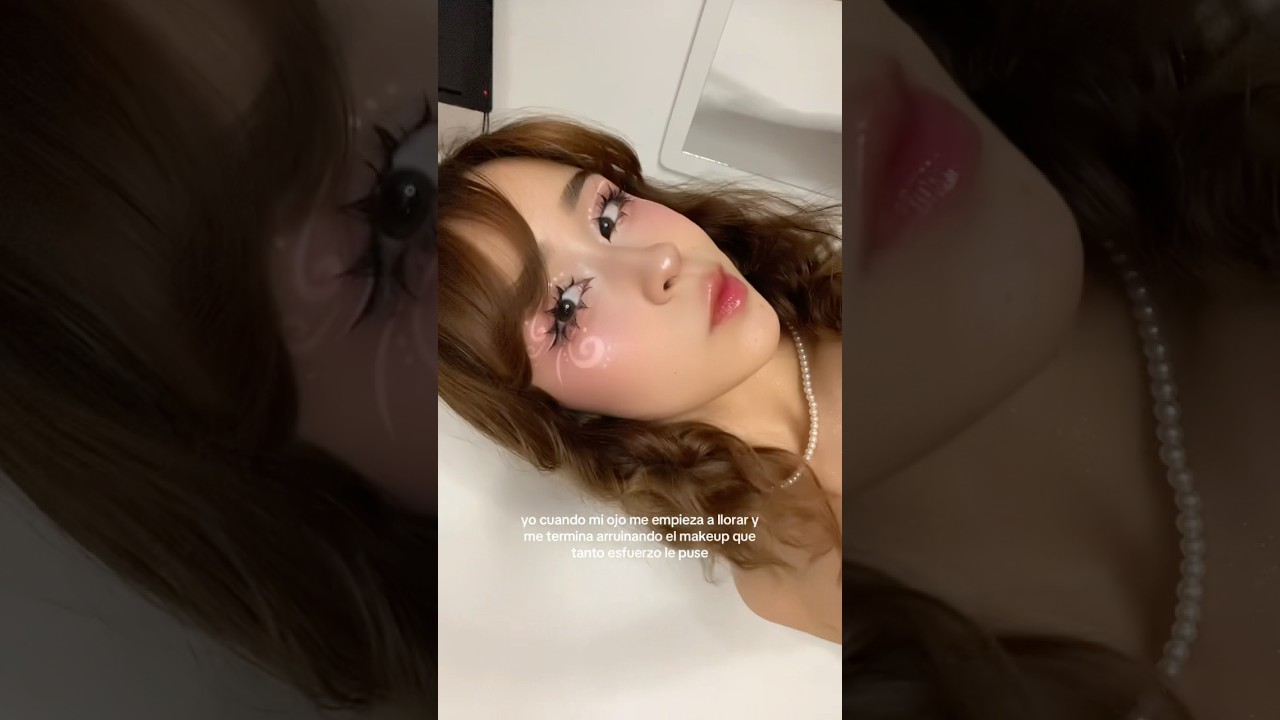 Mi peor pesadilla cada que me maquillo😩🎀 #makeup #beauty #fashion #grwm #makeuptutorial #fyp