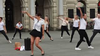 Proposal Flashmob Graz: Girl asks Boyfriend to marry her