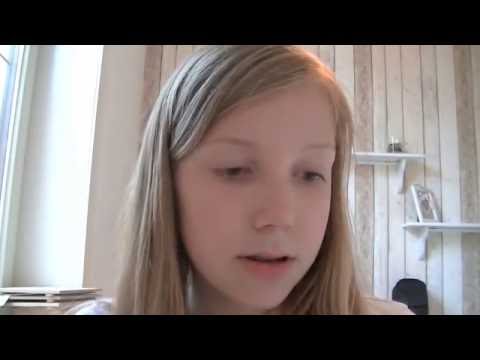 ASMR: make-up (part 3) tapping, whispering