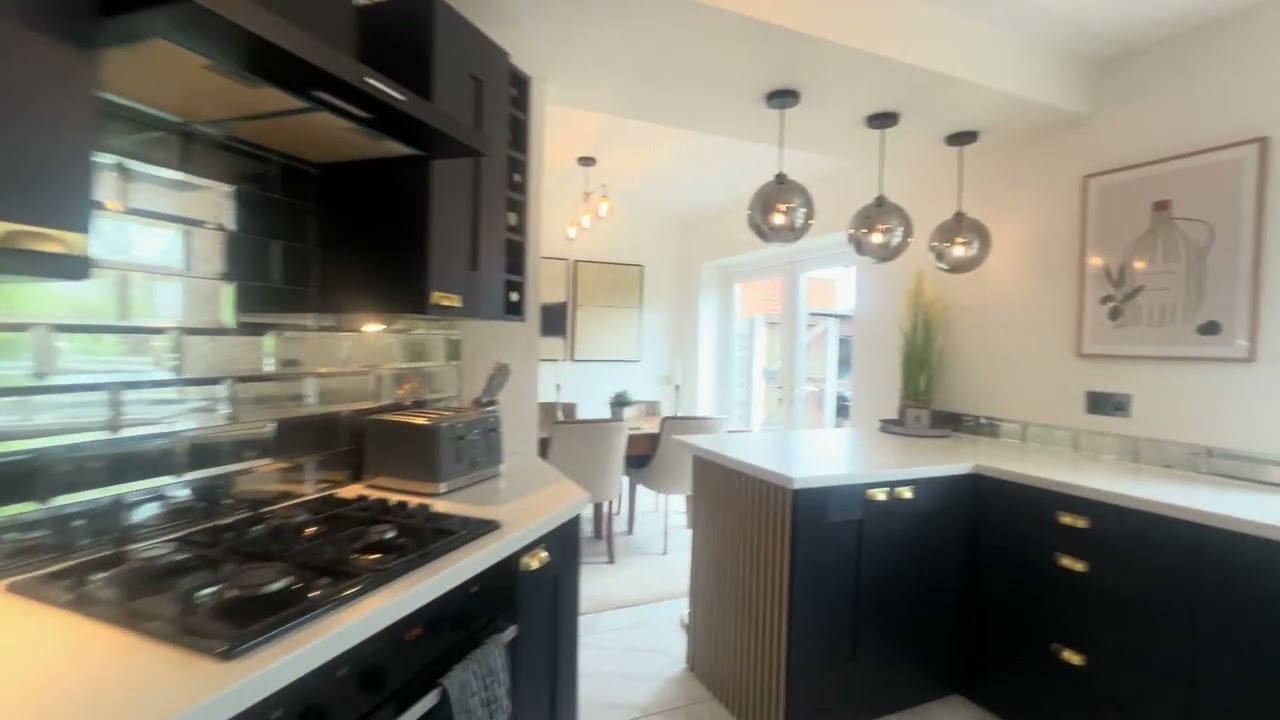 13 Norton Avenue, WA5